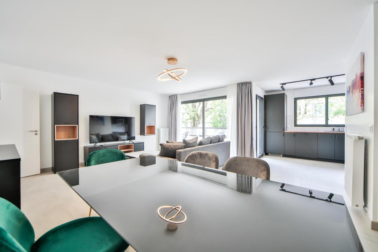 Blue Nights 71 Apartment *